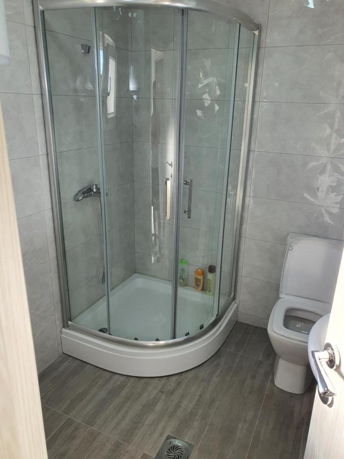 Apartman Tolosi 2 Podgorica Exteriör bild